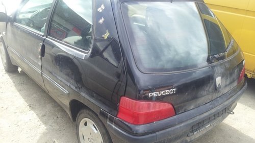 Dezmembrez Peugeot 106 an 2000 1.1 benzina 44