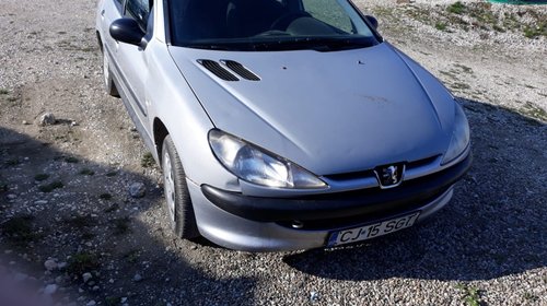 Dezmembrez Peugeot 206 1.1 benzina din 1999 v