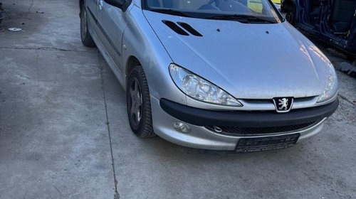 Dezmembrez peugeot 206 1.4 benzina 2005