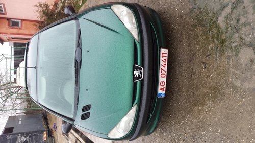 Dezmembrez Peugeot 206 1.4 HDI 2004