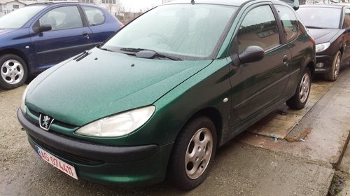 Dezmembrez Peugeot 206 1.4 HDI 2004