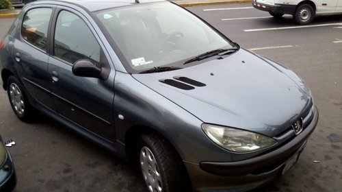 Dezmembrez peugeot 206 1.4 hdi an 2005