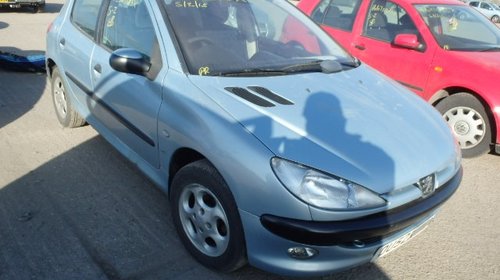 Dezmembrez Peugeot 206 1.6 16 valve benzina