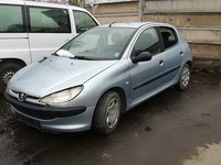 Dezmembrez Peugeot 206 1.9 an 2003