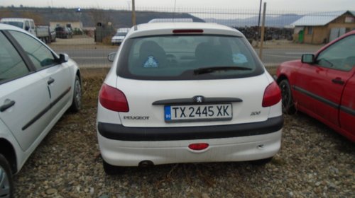 Dezmembrez Peugeot 206 , 1997 , 1,6 B - 1,4 B