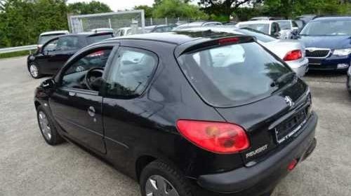 Dezmembrez Peugeot 206 2.0 hdi 1999 2000 2001 2002 2003 2004 2005 2006 2007 2008