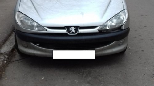 Dezmembrez Peugeot 206 2.0 HDI RHY 2001 66 KV