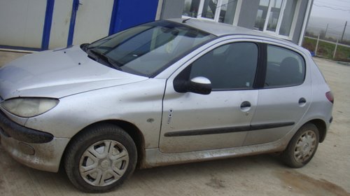 Dezmembrez Peugeot 206 2.0 HDI