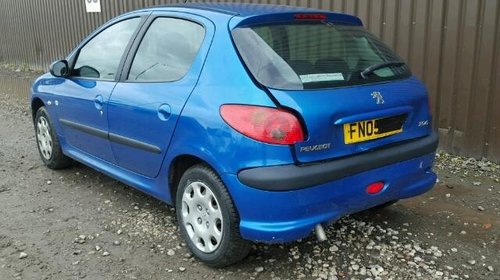 Dezmembrez Peugeot 206 2002 hatchback 1.4 hdi