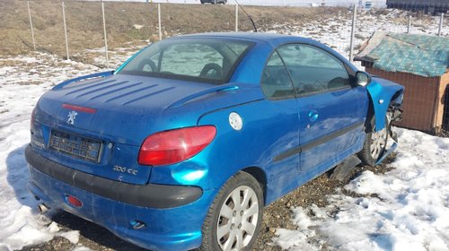 Dezmembrez Peugeot 206 cc 1600 16v an 2005