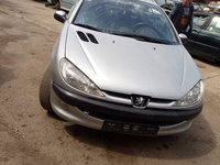 Dezmembrez Peugeot 206 CC Cabriolet 1.6 benzina 16v (2DNFU)