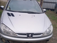 Dezmembrez Peugeot 206 SW / break din 2004