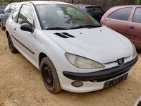 Dezmembrez Peugeot 206