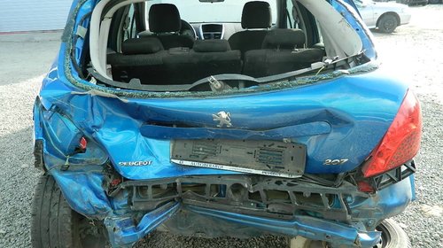 Dezmembrez Peugeot 207 - 2006