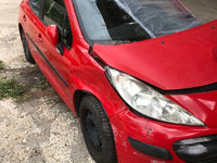 Dezmembrez peugeot 207 hatchback 1.4 hdi