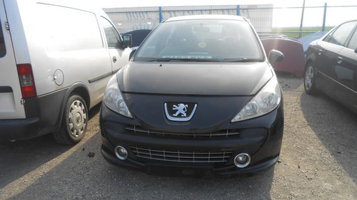 Dezmembrez peugeot 207