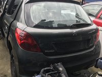 Dezmembrez Peugeot 207