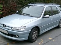 Dezmembrez Peugeot 306 an fabr. 1998, 1.9 Turbo