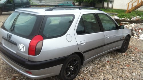 Dezmembrez Peugeot 306 din 2000