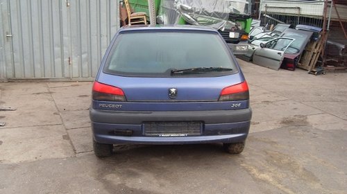 Dezmembrez Peugeot 306 HATCHBACK 5 USI din 2000, 1.9 d