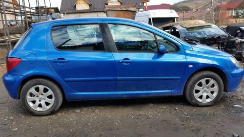 Dezmembrez Peugeot 307 1.4 65kw 88cp 2004