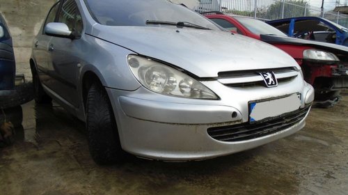 Dezmembrez Peugeot 307 1,4 b