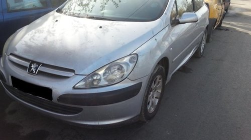 Dezmembrez Peugeot 307 1.6 benzina