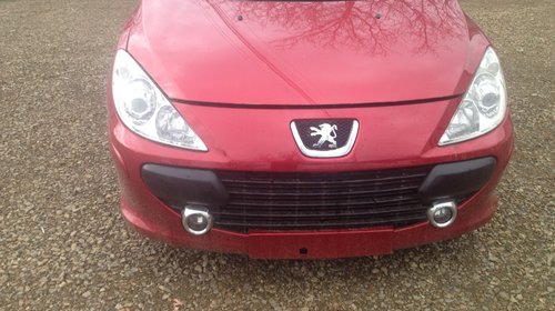 Dezmembrez peugeot 307 1.6 hdi 2008 facelift