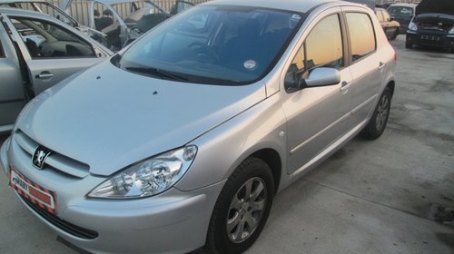 Dezmembrez peugeot 307 1.6 hdi din 2005