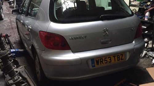 Dezmembrez Peugeot 307 1.6