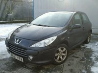 Dezmembrez Peugeot 307 1.6 benzina