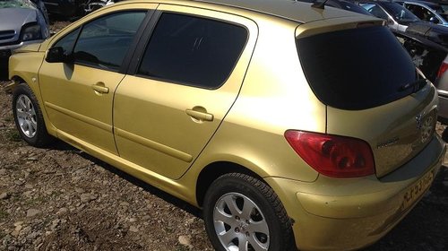 Dezmembrez Peugeot 307 1 6i An 2003