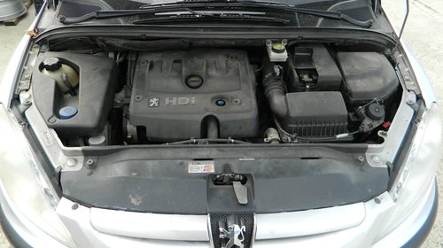 Dezmembrez Peugeot 307 2.0 HDI