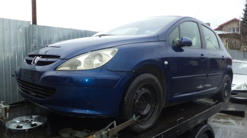 Dezmembrez Peugeot 307 2000 hdi