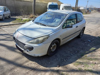 Dezmembrez Peugeot 307 2000 - Prezent 1.6 HDi 9HV (DV6ATED4) ( CP: 90, KW: 66, CCM: 1560 ) Motorina