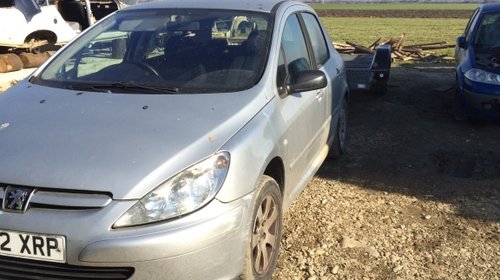 Dezmembrez Peugeot 307,2002,1997 cmc,66 kw,di