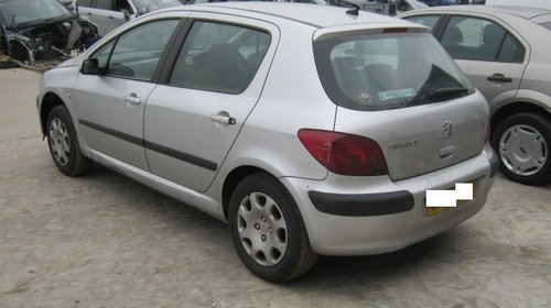 Dezmembrez Peugeot 307 din 2002, 1.6b,