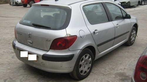 Dezmembrez Peugeot 307 din 2002, 1.6b,