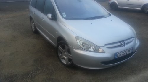 Dezmembrez Peugeot 307 din 2003