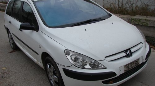 Dezmembrez Peugeot 307 din anul 2003