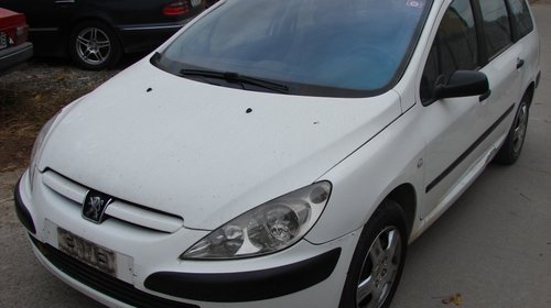 Dezmembrez Peugeot 307 din anul 2003