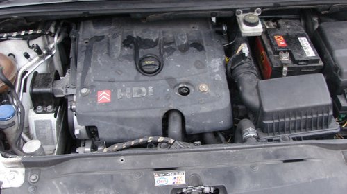 Dezmembrez Peugeot 307 din anul 2003