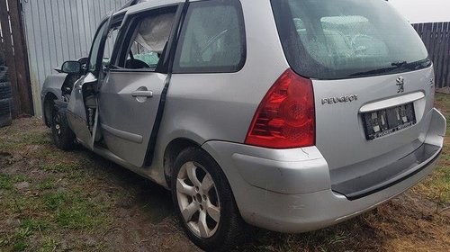 Dezmembrez Peugeot 307 Fabricatie 2006 motor 1.6 HDI