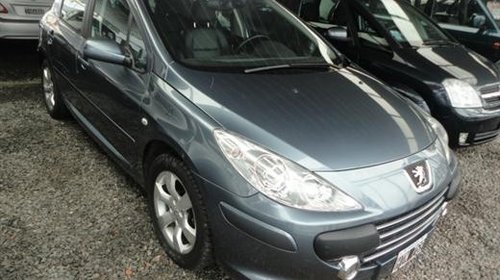 Dezmembrez peugeot 307 hatchback 1.6 hdi 9hx 