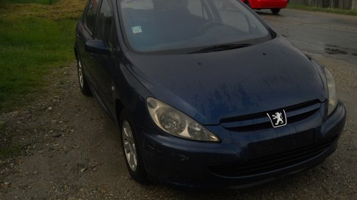 Dezmembrez Peugeot 307 Hatchback 2 0 Hdi Rhy 