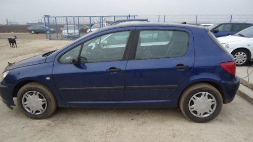 Dezmembrez Peugeot 307 HATCHBACK 5 USI din 2006, 2.0 hdi