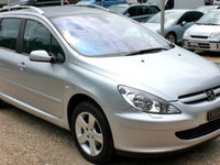 Dezmembrez Peugeot 307 kombi 1.6 HDI din 2006 volan pe stanga