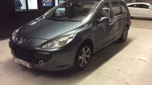 Dezmembrez Peugeot 307 SW, 1.6hdi, 110cp, an 2005, volan stanga