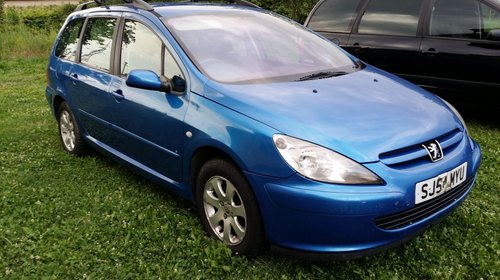 Dezmembrez Peugeot 307 SW 2.0 hdi an 2005