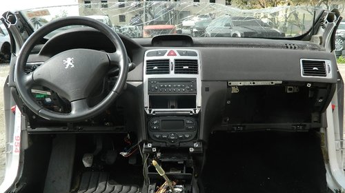 Dezmembrez Peugeot 307 SW , 2002-2005